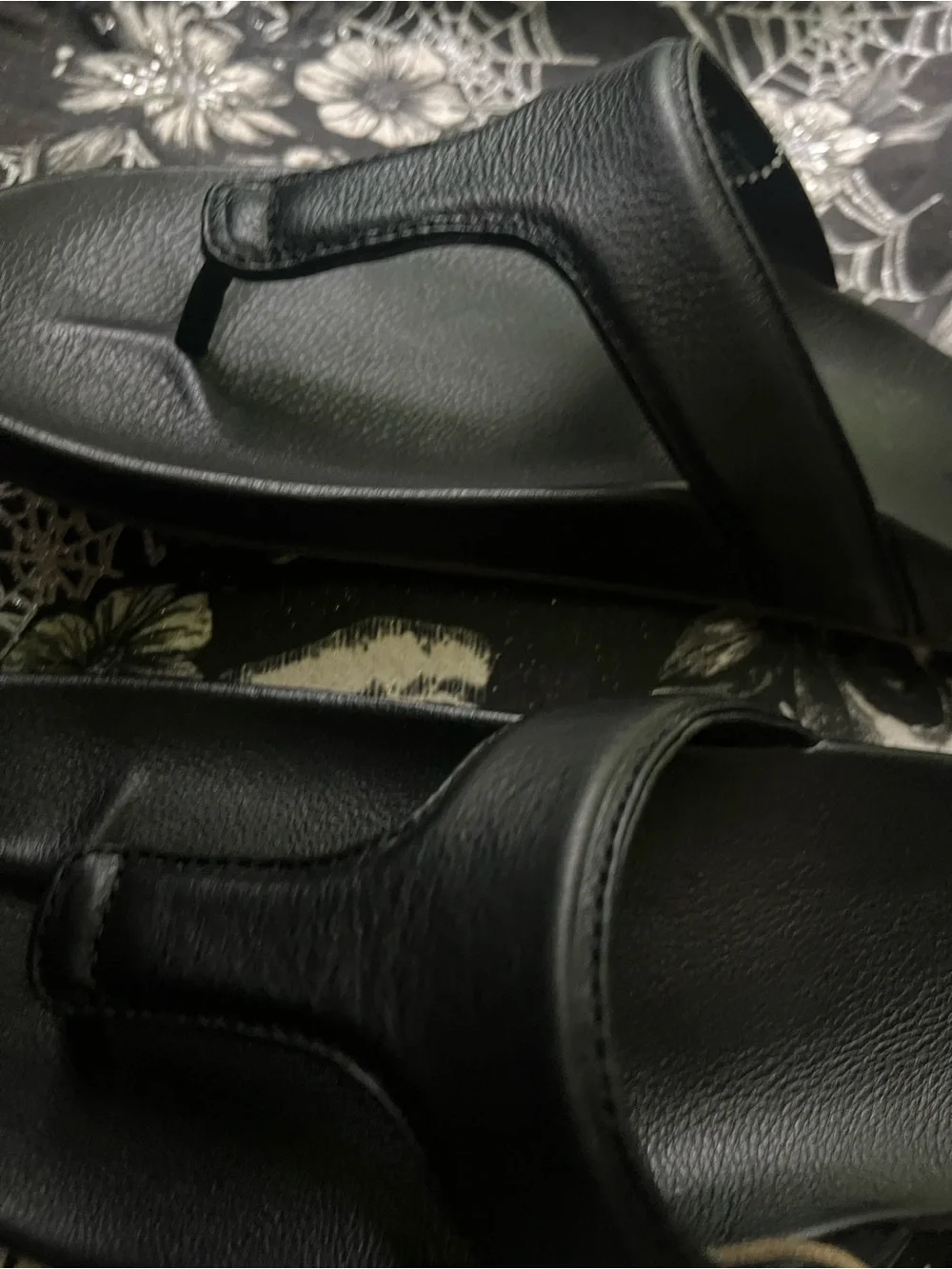 Olukai Kipe’a Lipi Thong Sandals Flip Flops NWT